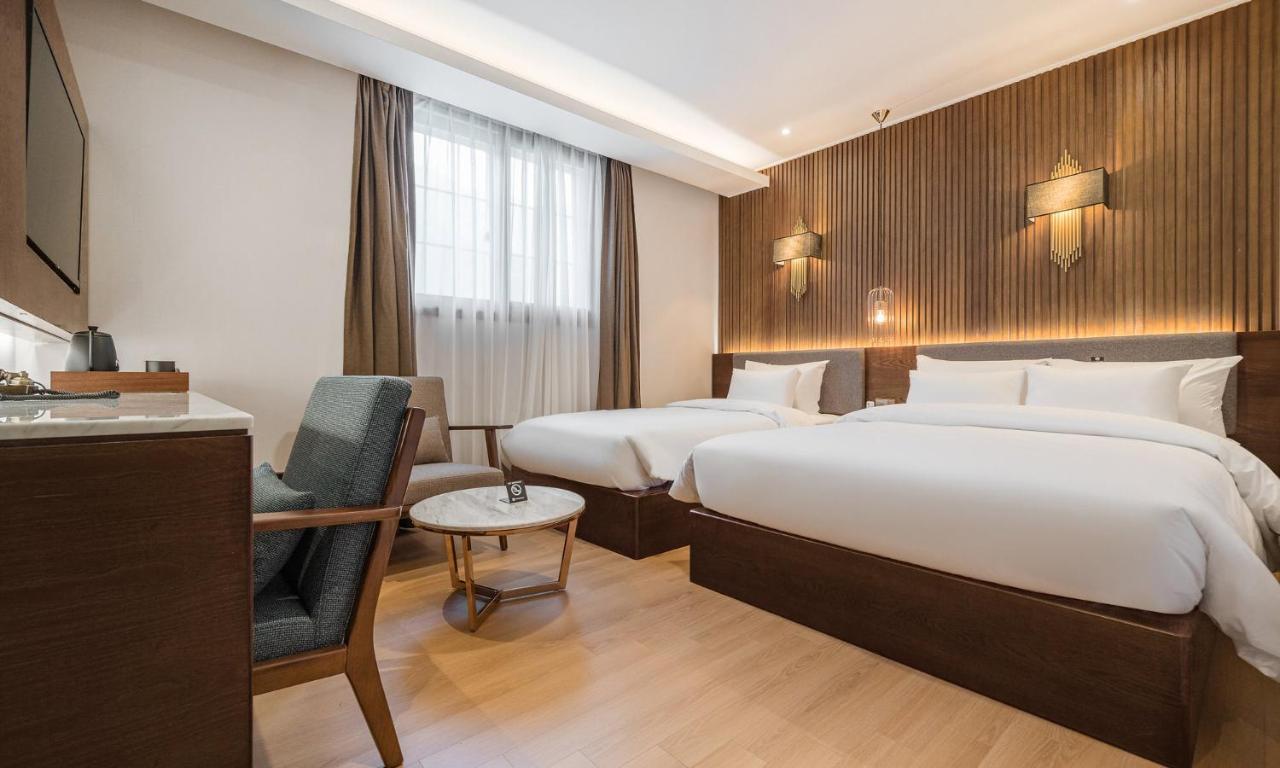 Stubborn Hotel Geoje Ngoại thất bức ảnh